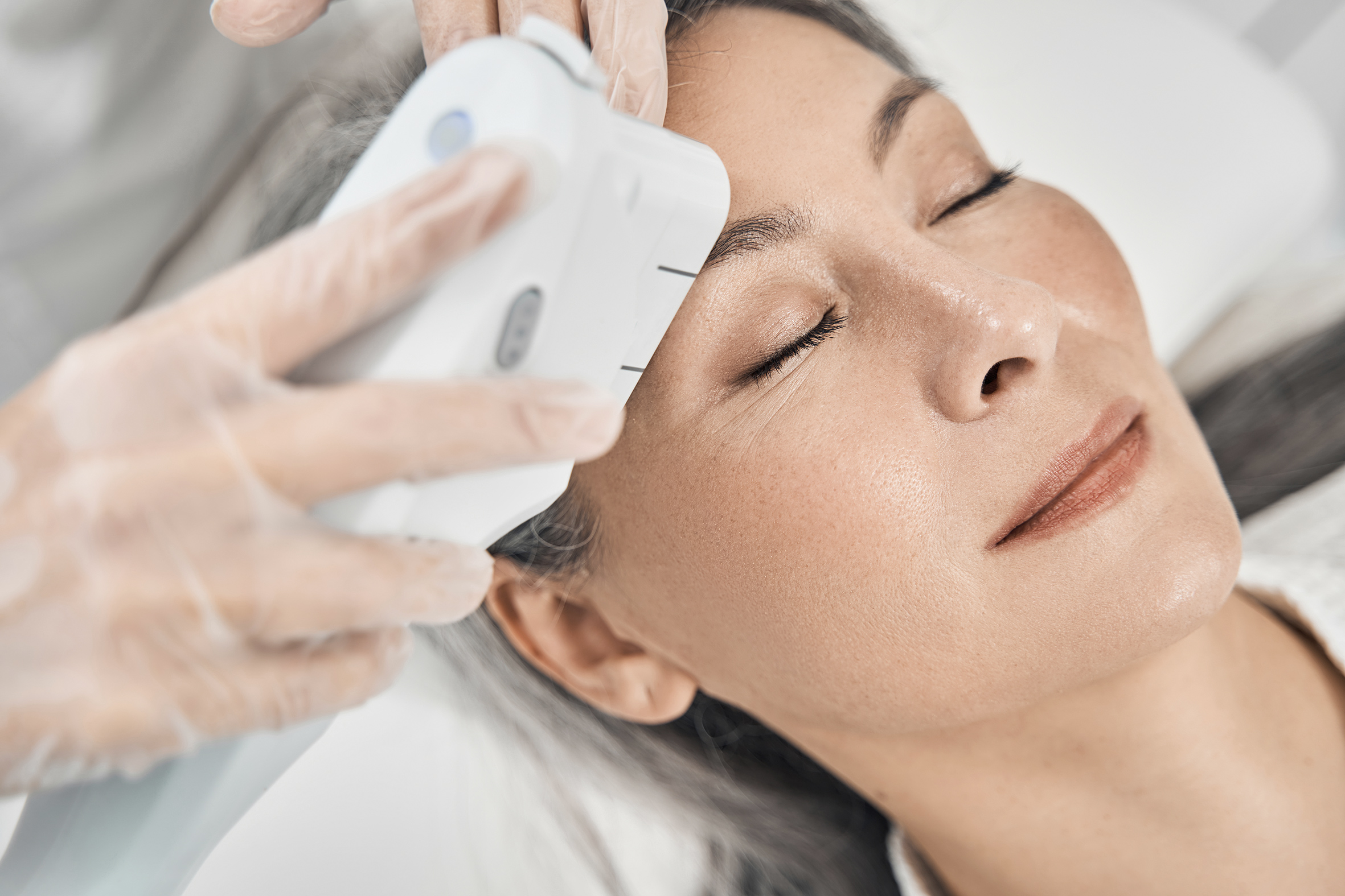 Non-Surgical Facelifts - Ageless Skin